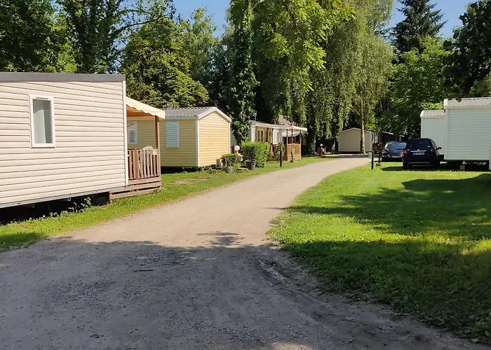 Smart Roma Mit Terrasse, Ca 15min Europapark, Rulantica Alpehytte *